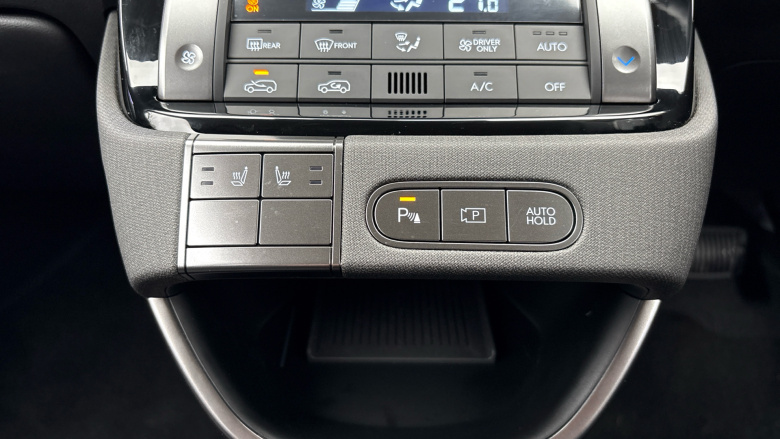 Hyundai INSTER 85kW 02 49kWh 5dr Auto Electric Hatchback